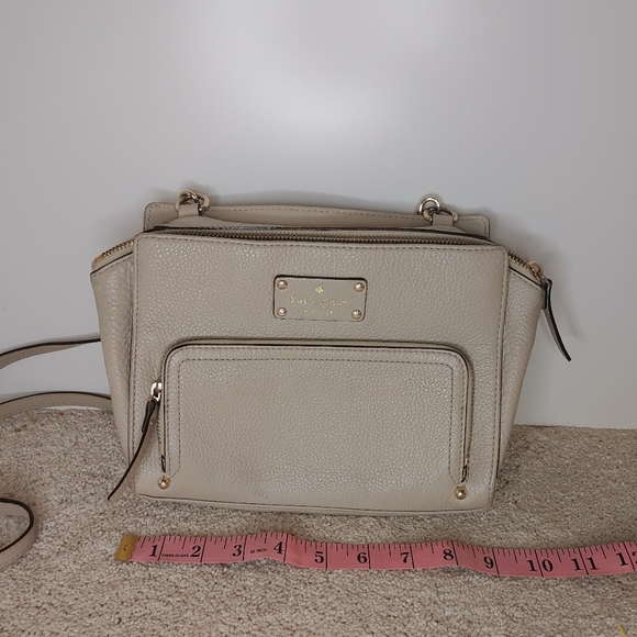 kate spade Handbags - Kate Spade New York Baxter Street Sevilla beige